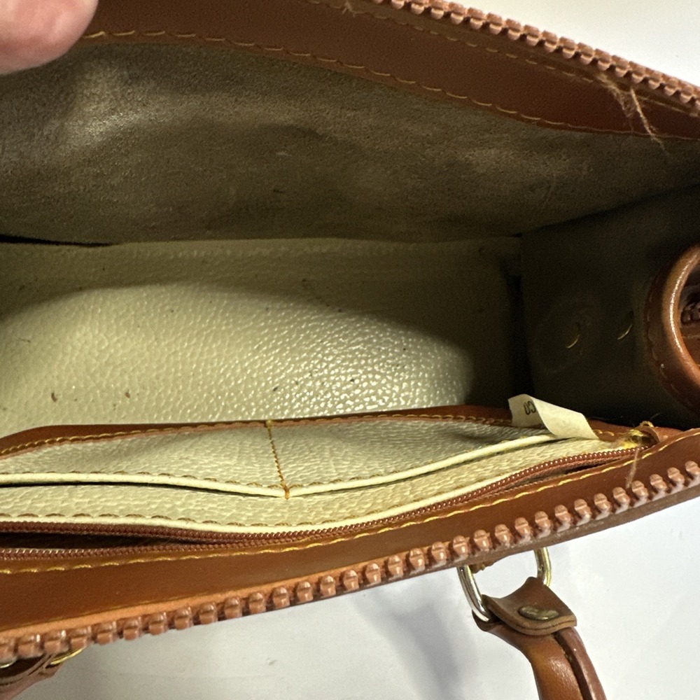 Vintage Dooney & Bourke Bone White/ Tan Leather Shoulder Bag No Strap - Picture 5 of 11